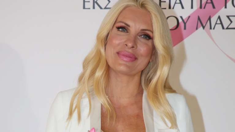 Ελένη Μενεγάκη: Αυτός είναι ο λόγος που βγάζει τη βέρα της - &quot;Κάποτε έλεγα ότι ήταν γρουσουζιά&quot;