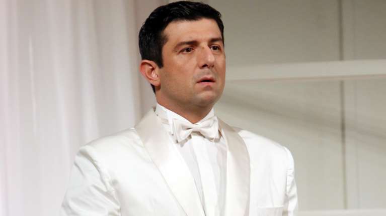 Μιχάλης Οικονόμου: &quot;Είμαι ο αόρατος γονιός - Νομικά ο σύντροφός μου είναι ο μπαμπάς του παιδιού μας&quot; [βίντεο]