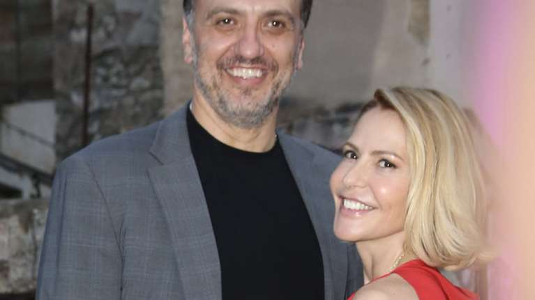 Ηλιοβασίλεμα στην Πάτμο για την Τζένη Μπαλατσινού