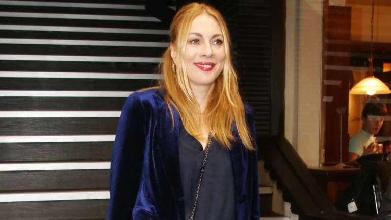 Throwback φωτό: Η Σμαράγδα Καρύδη με τον αξέχαστο Νίκο Κούρκουλο - Πριν από 21 χρόνια