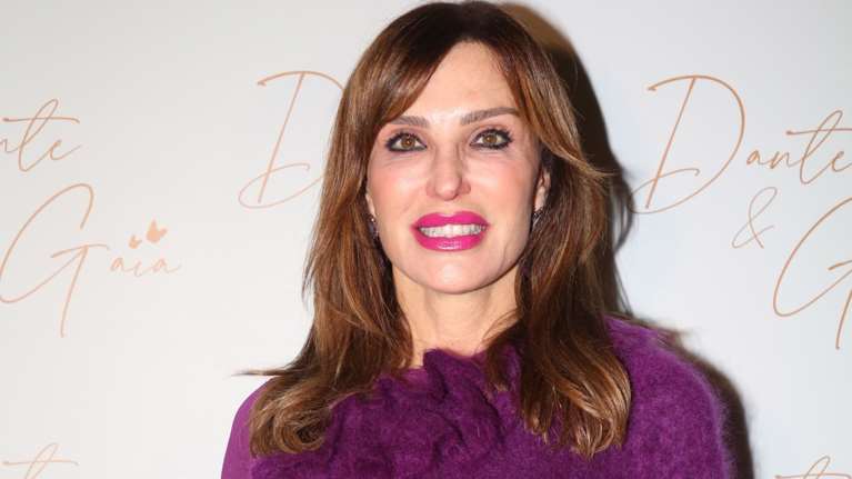 Η Βίκυ Χατζηβασιλείου αποκαλύπτει: Ο Δήμος Βερύκιος έκοψε το &quot;Πάμε Πακέτο&quot; [βίντεο]