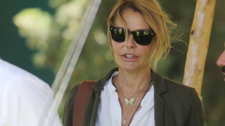 Τζένη Μπαλατσινού: Η εμφάνιση στο κέντρο της Αθήνας στον 7ο μήνα της εγκυμοσύνης της