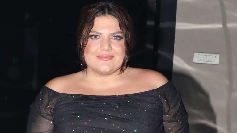 Ίδια ο πατέρας της η Δανάη Μπάρκα: Η σπάνια φωτογραφία με τον Νώντα Μπάρκα και η απίστευτη ομοιότητά τους