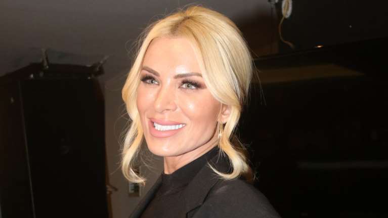 Εξω φρενών η Κατερίνα Καινούργιου με δημοσιογράφο της: Απαράδεκτη ερώτηση, ντρέπομαι και το παίρνω πάνω μου