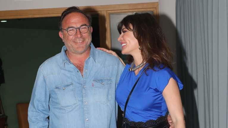 Η Δήμητρα Ματσούκα στην κουζίνα με τον μικρό ανιψιό της