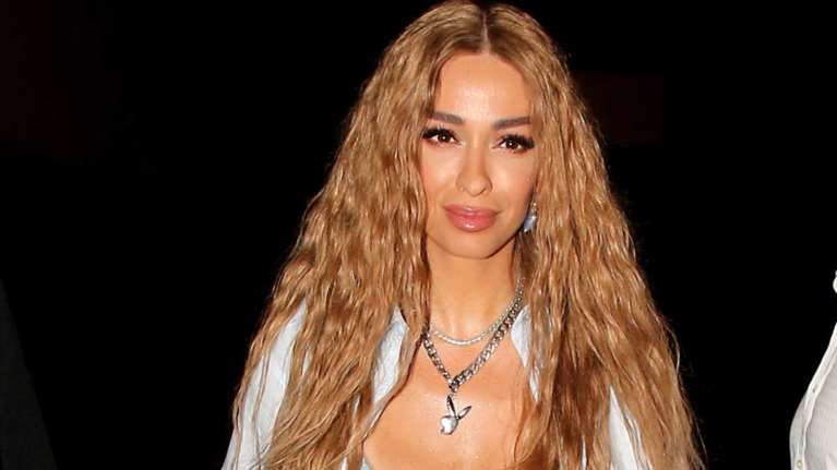 Η Ελένη Φουρέιρα &quot;έριξε&quot; το Instagram – Με αποκαλυπτικό μαγιό μπροστά στον καθρέφτη [Εικόνες]