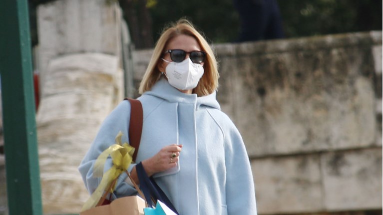 Τζένη Μπαλατσινού