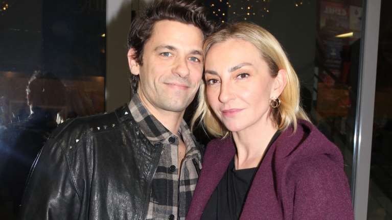 Η Ρούλα Ρέβη δημοσίευσε την πιο γλυκιά φωτογραφία με τα δίδυμα παιδιά της [εικόνα]