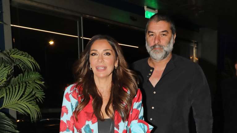 Δέσποινα Βανδή: Σε ένα καλοκαιρινό κλικ μέσα από το νέο της σπίτι στη Φιλοθέη