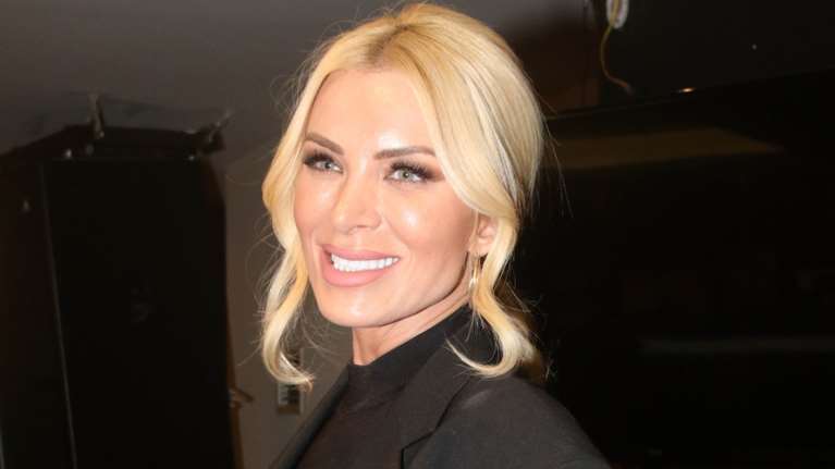 Κατερίνα Καινούργιου: Ατύχημα για την παρουσιάστρια - Η πτώση και η κάκωση στον ώμο