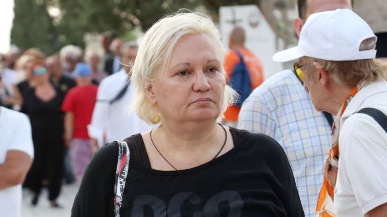 Κινδυνεύει με τύφλωση η Καίτη Φίνου: Επιδεινώθηκε το σοβαρό πρόβλημα υγείας που αντιμετωπίζει