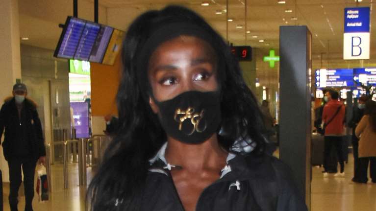 Survivor: Πυρ και μανία η Ελίζαμπεθ Ελέτσι με τη Σαλαγκούδη - &quot;Μήπως τη λυπήθηκε το φιλοζωικό;&quot; [βίντεο]