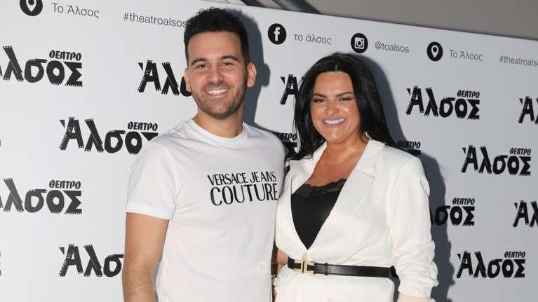 Δήμητρα Κατσαφάδου - Νικηφόρος: Νέο ζευγάρι στη showbiz; Τα &quot;παθιασμένα φιλιά&quot; σε μπαλκόνι ξενοδοχείου