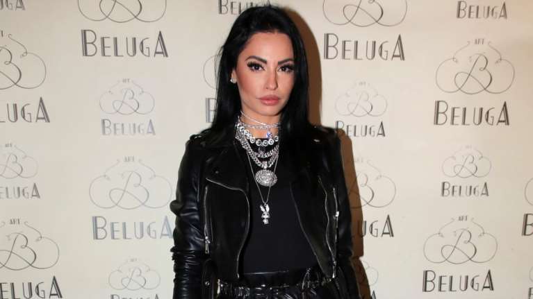 Δήμητρα Αλεξανδράκη: Τα ξαναβρήκε με τον πρώην αρραβωνιαστικό της - Γιατί στράφηκε στον Θεό και την εκκλησία [Βίντεο]