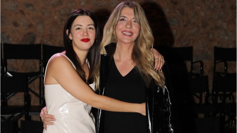 Γιούλη Ηλιοπούλου κόρη