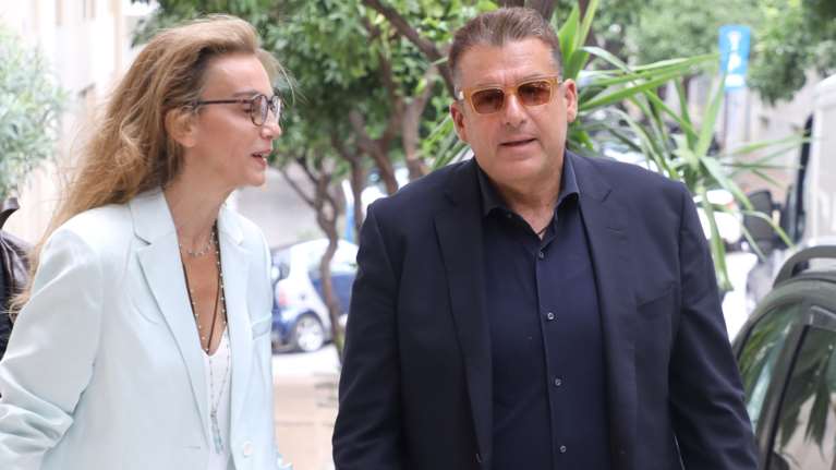 Κηδεία Μάρθας Καραγιάννη: Νεύρα Λιάγκα για την εκπομπή της Κουτσελίνη - Διέκοψε τη σύνδεση [βίντεο]