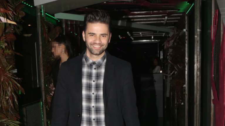 Ο Θοδωρής Μαραντίνης σε... καραντίνα, θα κάνει κάθε μέρα live από το σπίτι του