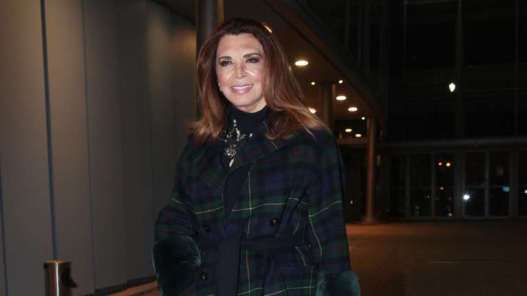 Μιμή Ντενίση: Ας φερθούμε σαν έξυπνοι και δυνατοί Έλληνες [βίντεο]