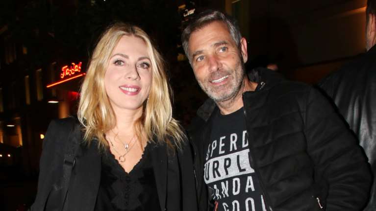 Σμαράγδα Καρύδη: Γιορτές με φίλους μετά από τον χωρισμό της από τον Αθερίδη