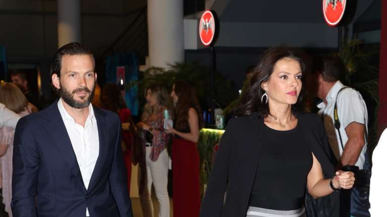 Ιωάννα Μαροσούλη: Η σπάνια εμφάνιση της συζύγου του Δημήτρη Γιαννακόπουλου με τον αδελφό της Θοδωρή Μαροσούλη