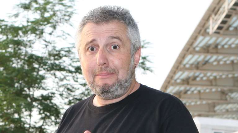 Ασύλληπτη πρόκληση του θείου του Στάθη Παναγιωτόπουλου: ''Απολάμβαναν τα πορνό που εξέπεμπε το κανάλι του" [Βίντεο]