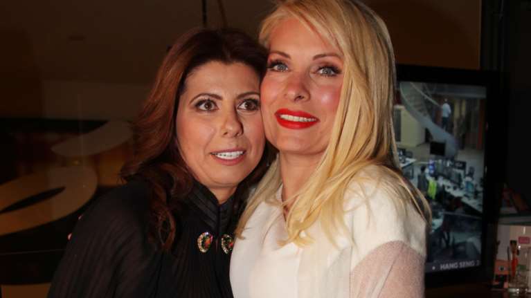 Δεύτερη "βόμβα" από τη Ζήνα Κουτσελίνη: "Καρφώνει" και άλλη συνεργάτιδα της Μενεγάκη που το έπαιζε συγκινημένη και μετά την έβριζε