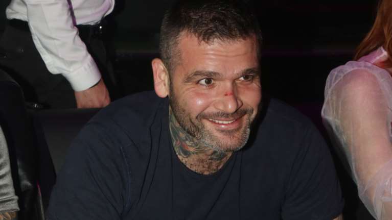 Διονύσης Αλέρτας: Ο γνωστός pastry chef θα γίνει πατέρας - Έγκυος η δασκάλα σύντροφός του [Εικόνα]