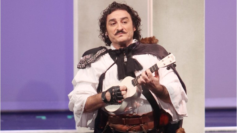 ΒΑΣΙΛΗΣ ΧΑΡΑΛΑΜΠΟΠΟΥΛΟΣ