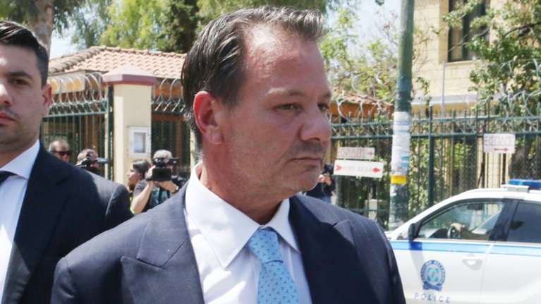 Στo εδώλιο η πρώην σύζυγος του Λύτρα μετά από μήνυση της Πολυζωγοπούλου - Θα συνετιστεί, λέει ο ποινικολόγος