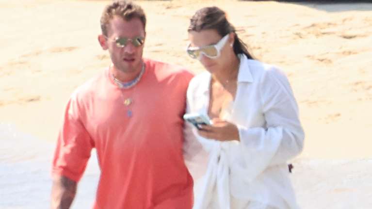 Αρίνα Σαμπαλένκα: Οι &quot;σκαφάτες&quot; διακοπές στη Μύκονο με τον σύντροφό της, Γιώργο Φραγκούλη [εικόνες]