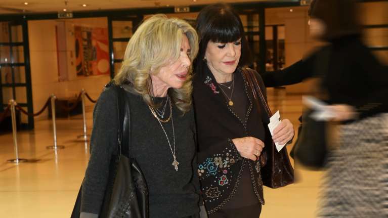 Ήβη Γόντικα: Σπάνια δημόσια εμφάνιση της μητέρας της Μαρέβας Μητσοτάκη  στο Μέγαρο Μουσικής