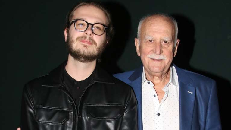 Γιώργος Παπαδάκης: Αυτός είναι ο μικρότερος γιος του - &quot;Ο πατέρας μου δεν μπορεί να ζήσει χωρίς το Καλημέρα Ελλάδα&quot; [Βίντεο]