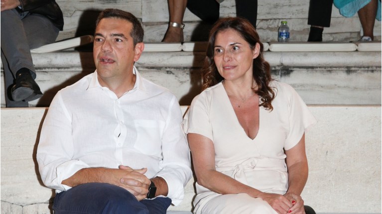 ΤΣΙΠΡΑΣ ΜΠΑΖΙΑΝΑ