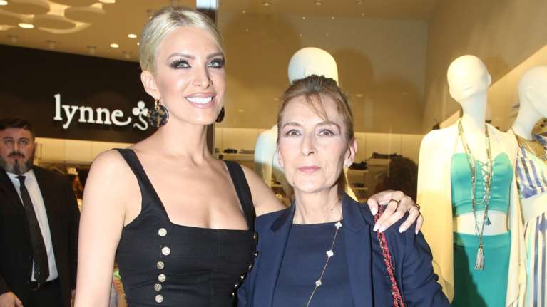 Κατερίνα Καινούργιου: Μιλάει για τη μάχη της μητέρας της και το θαύμα που βίωσε - &quot;Η μητέρα μου ήταν να φύγει από τη ζωή&quot;