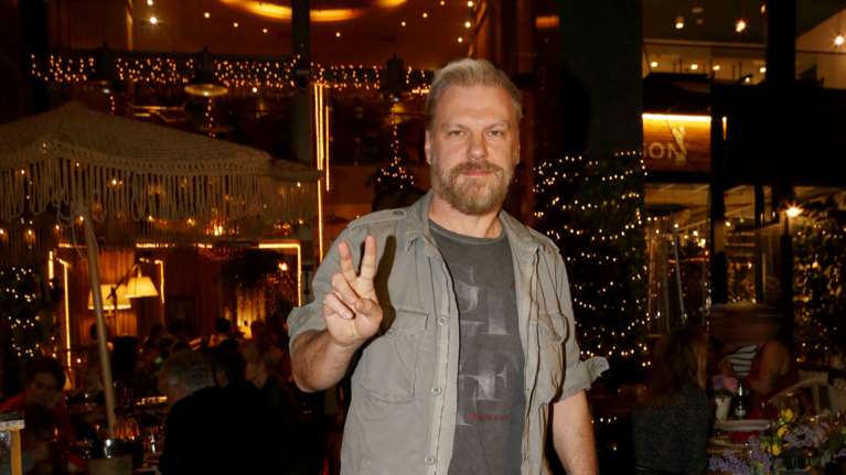 Κώστας Σπυρόπουλος: Σε κρίσιμη κατάσταση με κορονοϊό - Παλεύει να μην διασωληνωθεί