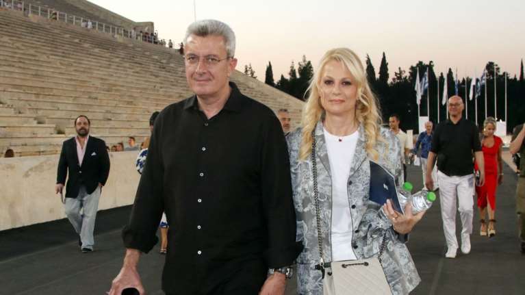 Ευχάριστα τα νέα για την οικογένεια του Νίκου Χατζηνικολάου