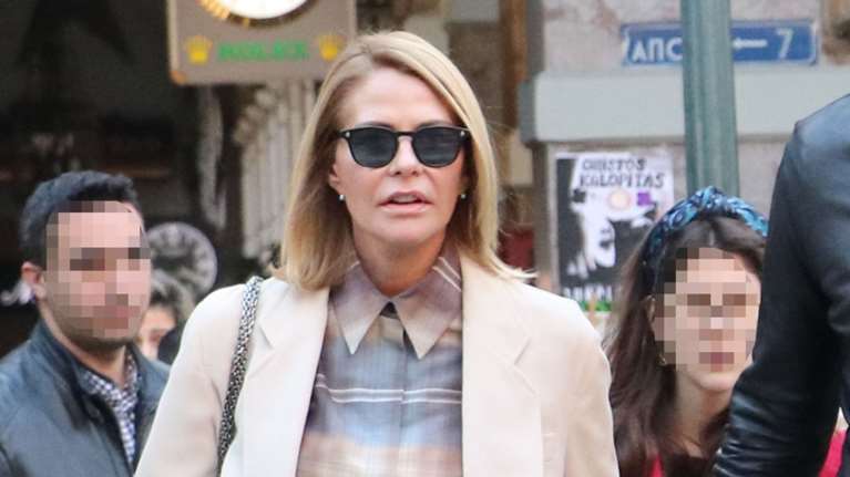 Τζένη Μπαλατσινού: Το σπίτι της είναι ένας vintage παράδεισος - Το σύνθετο, τα πιάτα, η εικόνα και η μοντέρνα πινελιά