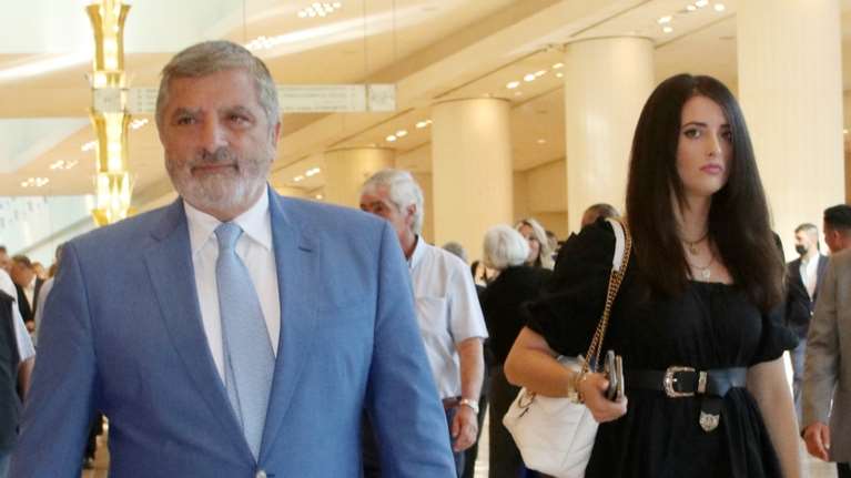 Γιώργος Πατούλης: Μίλησε πρώτη φορά για την εγκυμοσύνη της 30 χρόνια νεότερης συντρόφου του