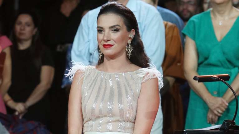 Φωτεινή Δάρρα: Η σπάνια εμφάνιση σε πρεμιέρα με την κόρη της Ρωξάνη Παπαχριστούδη