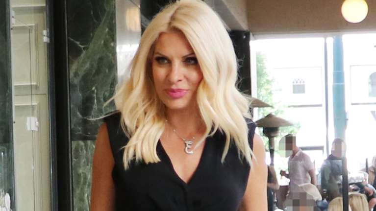 Ελένη Μενεγάκη: Περιπέτεια για να δουν ταινία σε καλοκαιρινό σινεμά στην Κηφισιά με την κόρη της Βαλέρια Λάτσιου