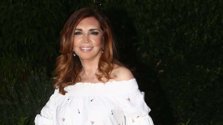 Θύμα ληστείας η Μιμή Ντενίση: Πήγε για Πάσχα στο εξοχικό στον Θεολόγο και τα βρήκε όλα άνω κάτω