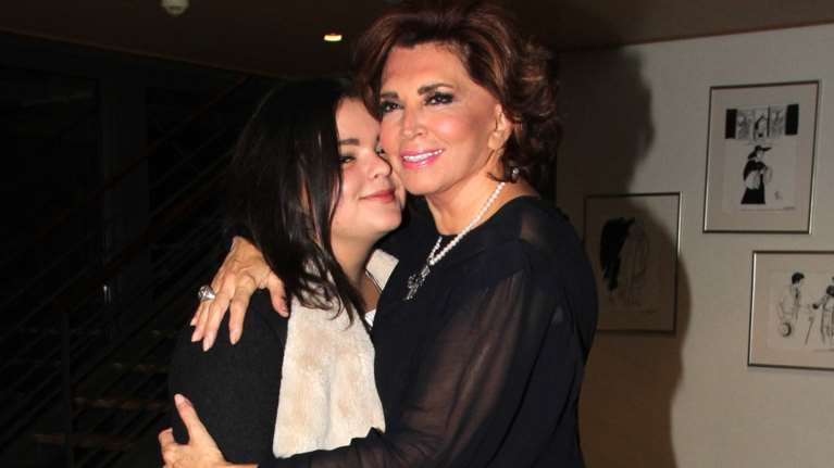 Μαριτίνα Ντενίση: Mε total leather look στο Πεδίον του Άρεως