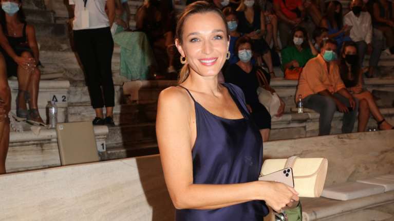 Κάτια Ζυγούλη: Πανέμορφη και απολύτως φυσική με το κολάν και το φούτερ της
