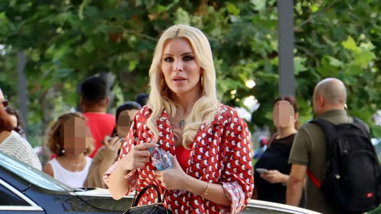 Κατερίνα Καινούργιου: Χαμός με τη χειρονομία φίλου και συνεργάτη της - Η αντίδραση της παρουσιάστριας