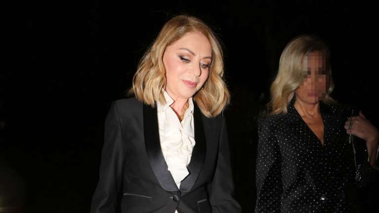 Ελλη Στάη: &quot;Έπεσε&quot; πάνω στον δήμαρχο Χάρη Δούκα ενώ έτρεχε στο κέντρο