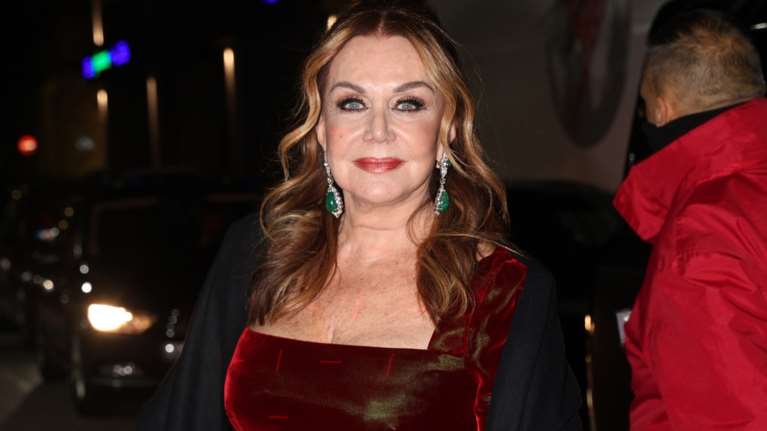 Αγάπη Πολίτη: Η συγκίνηση της μητέρας της Χρυσής Βαρδινογιάννη για τον γάμο της με τον Νικόλαο - &quot;Κλασική μαμά&quot; [βίντεο]