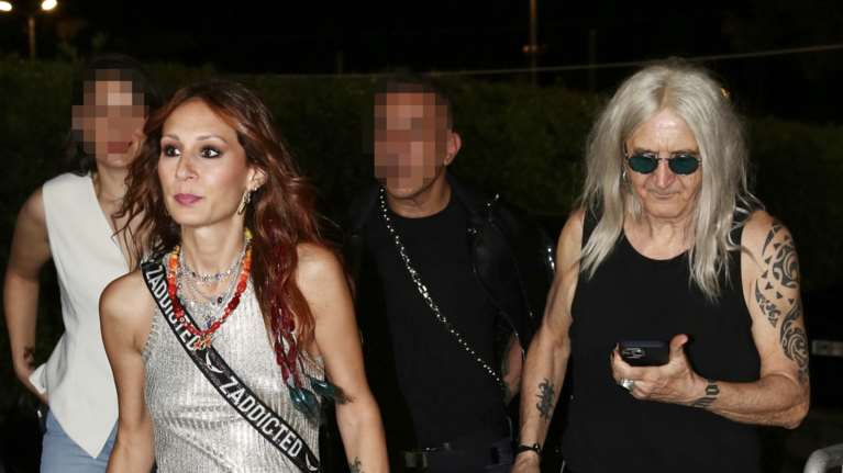 Ο Νίκος Καρβέλας και η σύντροφός του ξανά στο Καλλιμάρμαρο-  Στη δεύτερη μεγάλη συναυλία της Άννας Βίσση