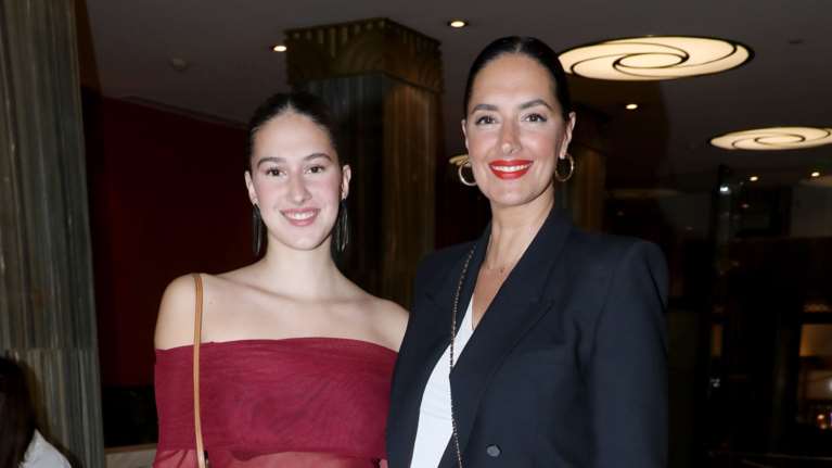 Ρία Μουρατίδου: Η κούκλα κόρη της Νόνης Δούνια ξεκινά σπουδές στην Αμερική - Τι θα σπουδάσει