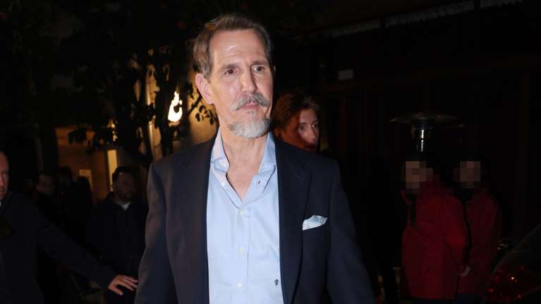 Παύλος Ντε Γκρες: Το γλέντησε ξανά στα μπουζούκια το Σαββατοκύριακο - Ο ενθουσιώδης χαιρετισμός με τον Αντώνη Ρέμο