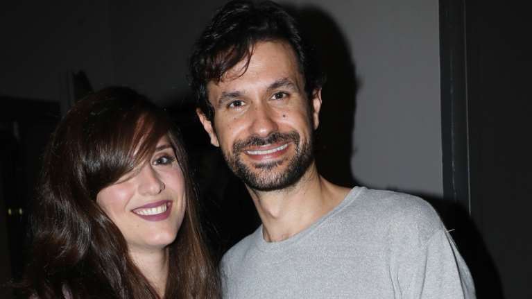 Η εντυπωσιακή μεταμφίεση του Ορφέα Αυγουστίδη για τις Απόκριες μαζί με τη σύντροφό του [εικόνες]